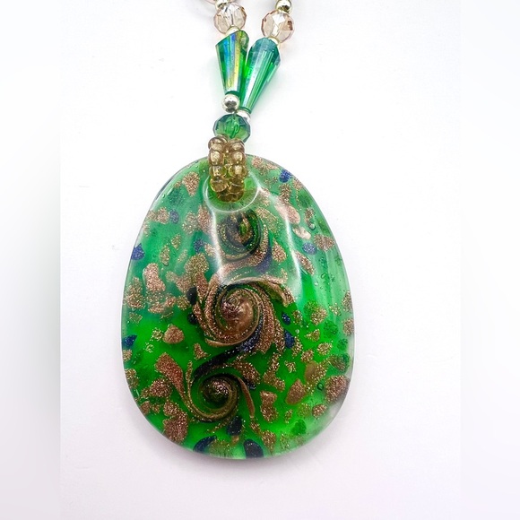 Green Art Glass Pendant Necklace – Handmade Style - Picture 3 of 8